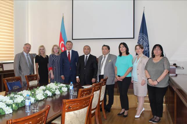 Співробітництво з Азербайджаном