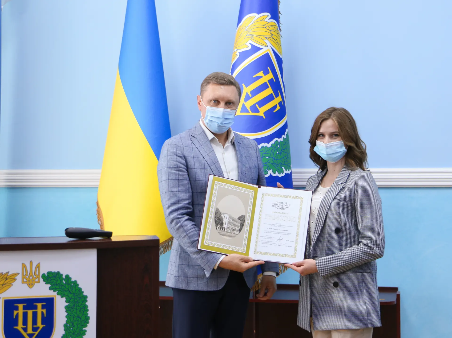Студентка політехніки нагороджена грамотою НАН України за наукову роботу