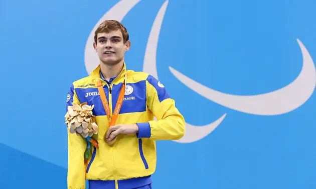 Paralympic champion-Polytechnic graduate puts up his gold medal for auction to support the Armed Forces of Ukraine