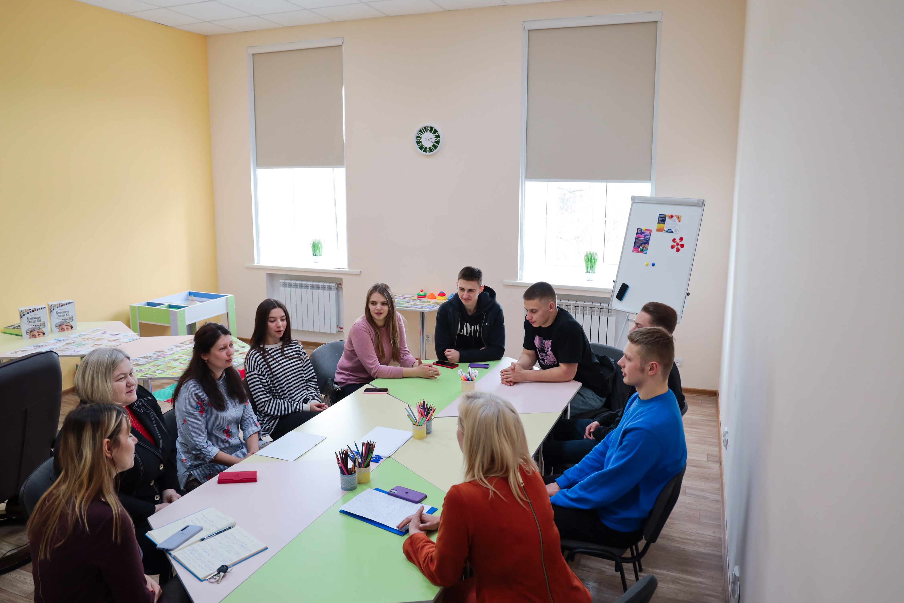 Students and volunteers of Polytechnic attend a meeting-training of the psychological studio "Path to Success"