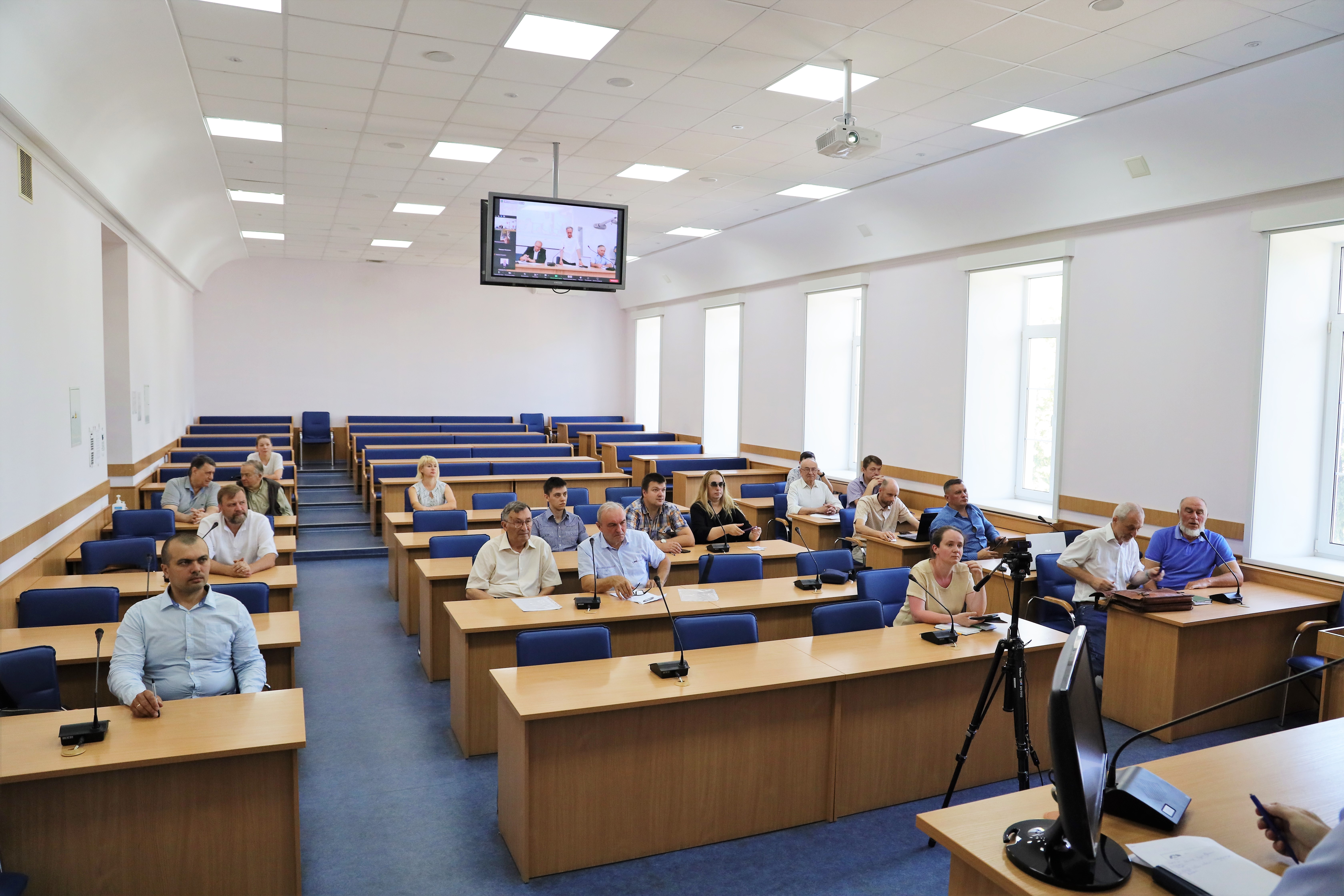 CSCS-2022: вчені визначили пріоритети і проблеми відбудови зруйнованої інфраструктури та вшанували фундатора української школи сталезалізобетонних конструкцій