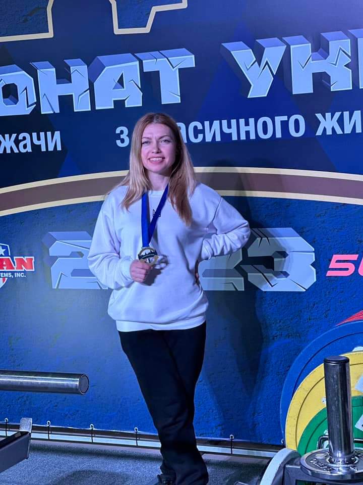 Викладачка політехніки Оксана Гордієнко стала чемпіонкою України з класичного жиму лежачи