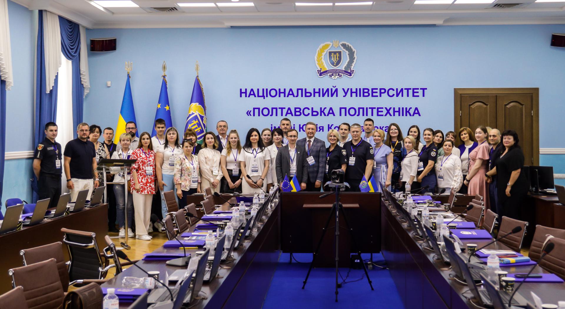 В університеті відбувся круглий стіл, присвячений першій річниці ратифікації Україною Конвенції Ради Європи про запобігання домашньому насильству