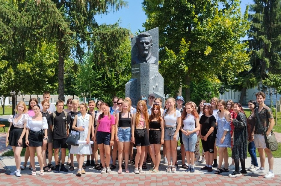 Школярі Полтавщини взяли участь у роботі мовного табору «Poltava Polytechnic Summer Language Camp»