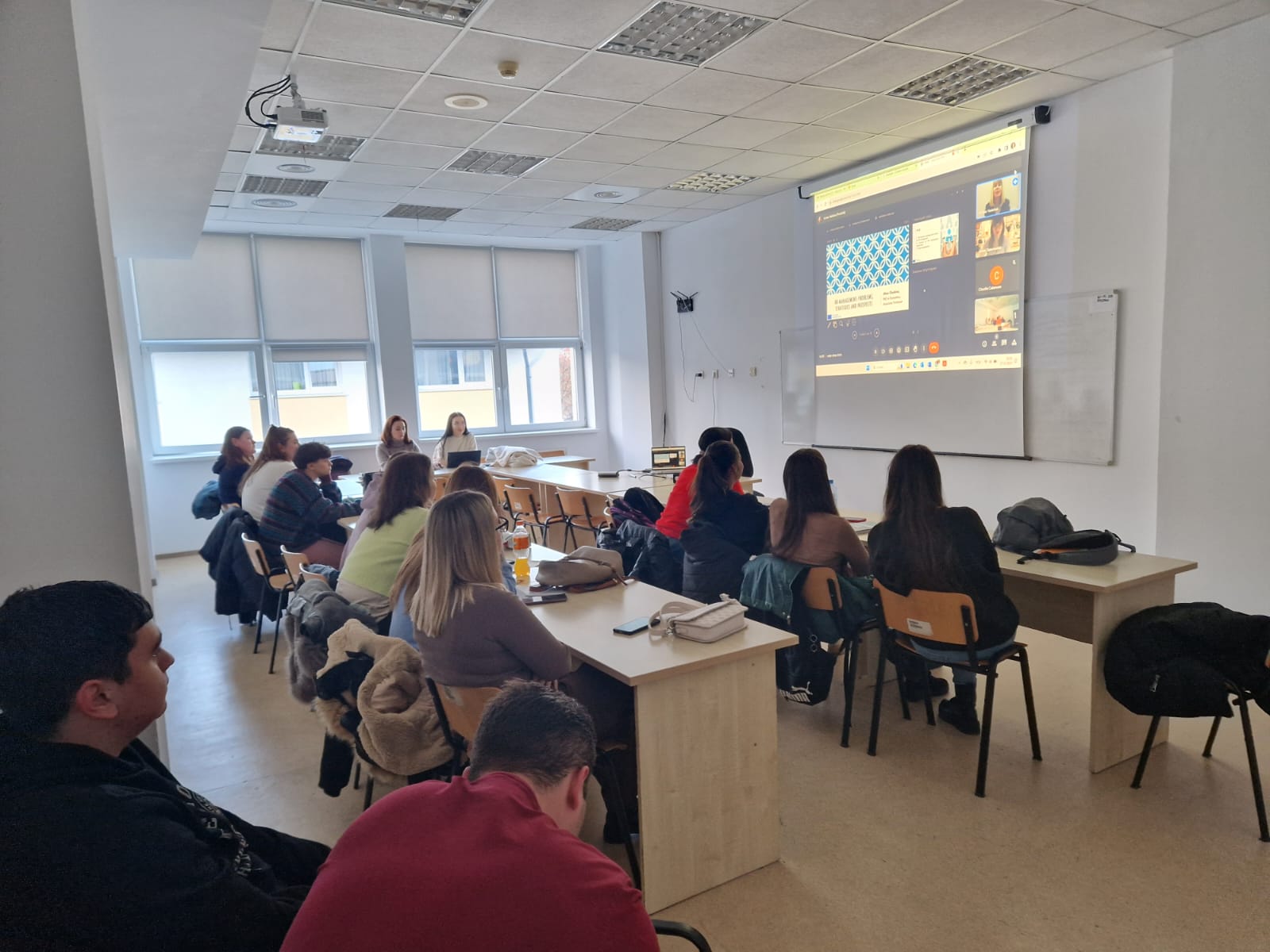 Науковиця політехніки прочитала в румунському університеті гостьову лекцію з HR-менеджменту