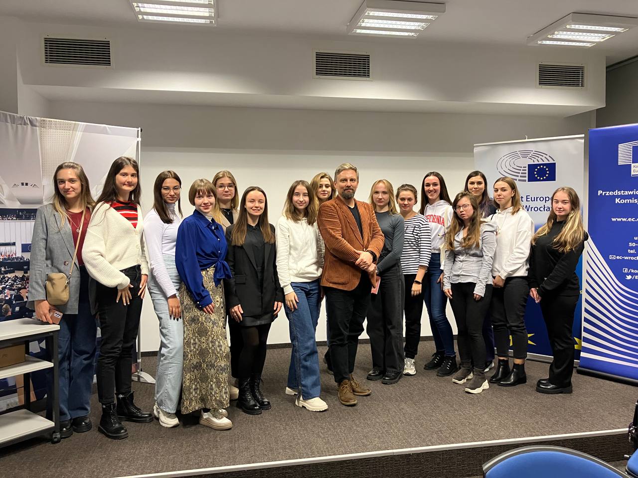 «Study Tours to Poland 2023»: студентки-філологи взяли участь у  короткостроковій  програмі  мобільності  у Вроцлаві 