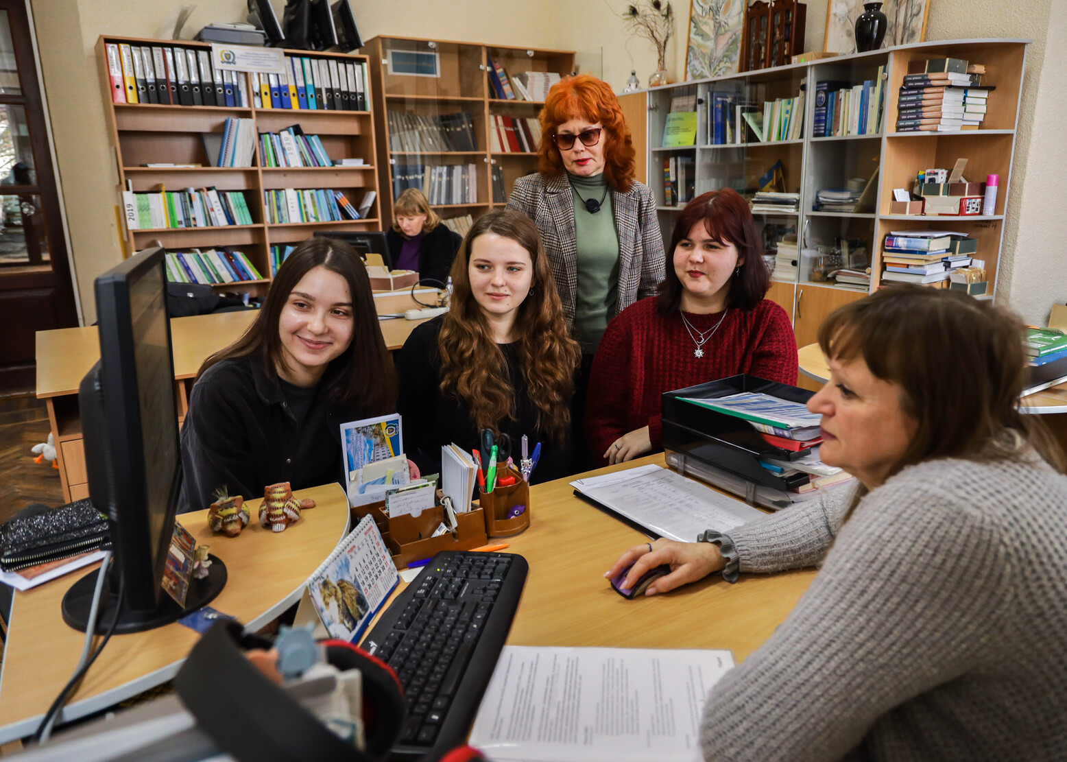 Студенти-документознавці відвідали практичне заняття на базі Науково-технічної бібліотеки університету 