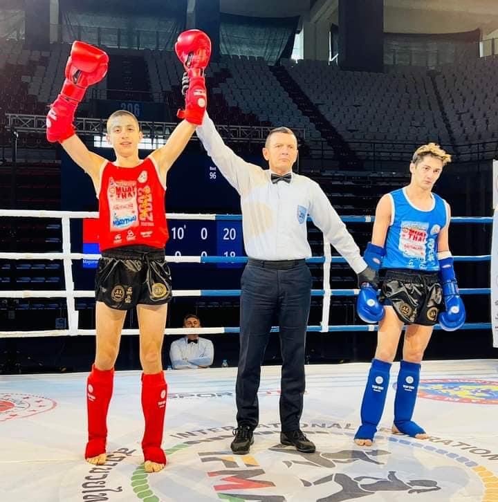 Polytechnic student and graduate become European champions in Thai boxing