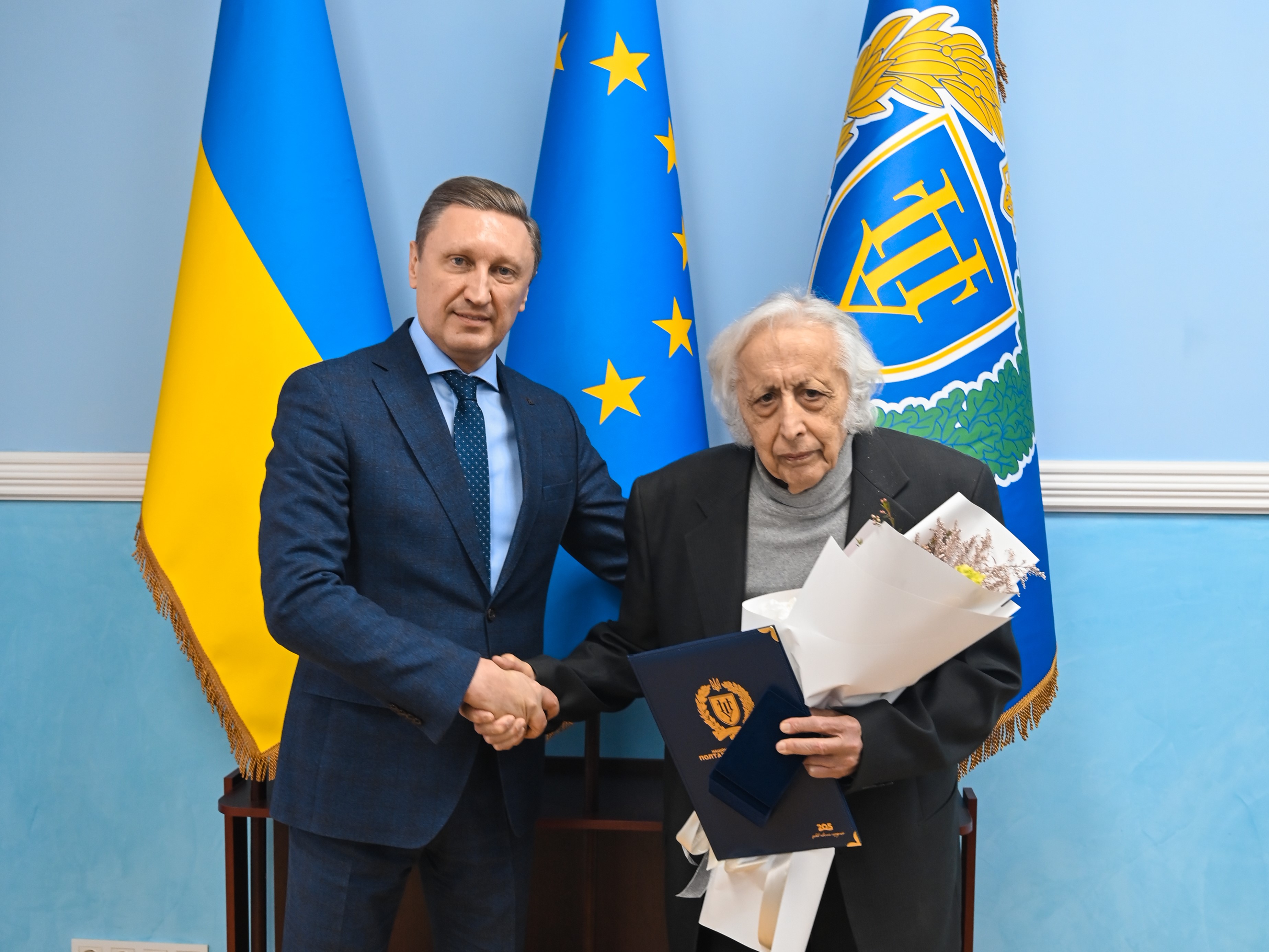 Академіка НАН України нагородили почесною відзнакою «За заслуги перед університетом»
