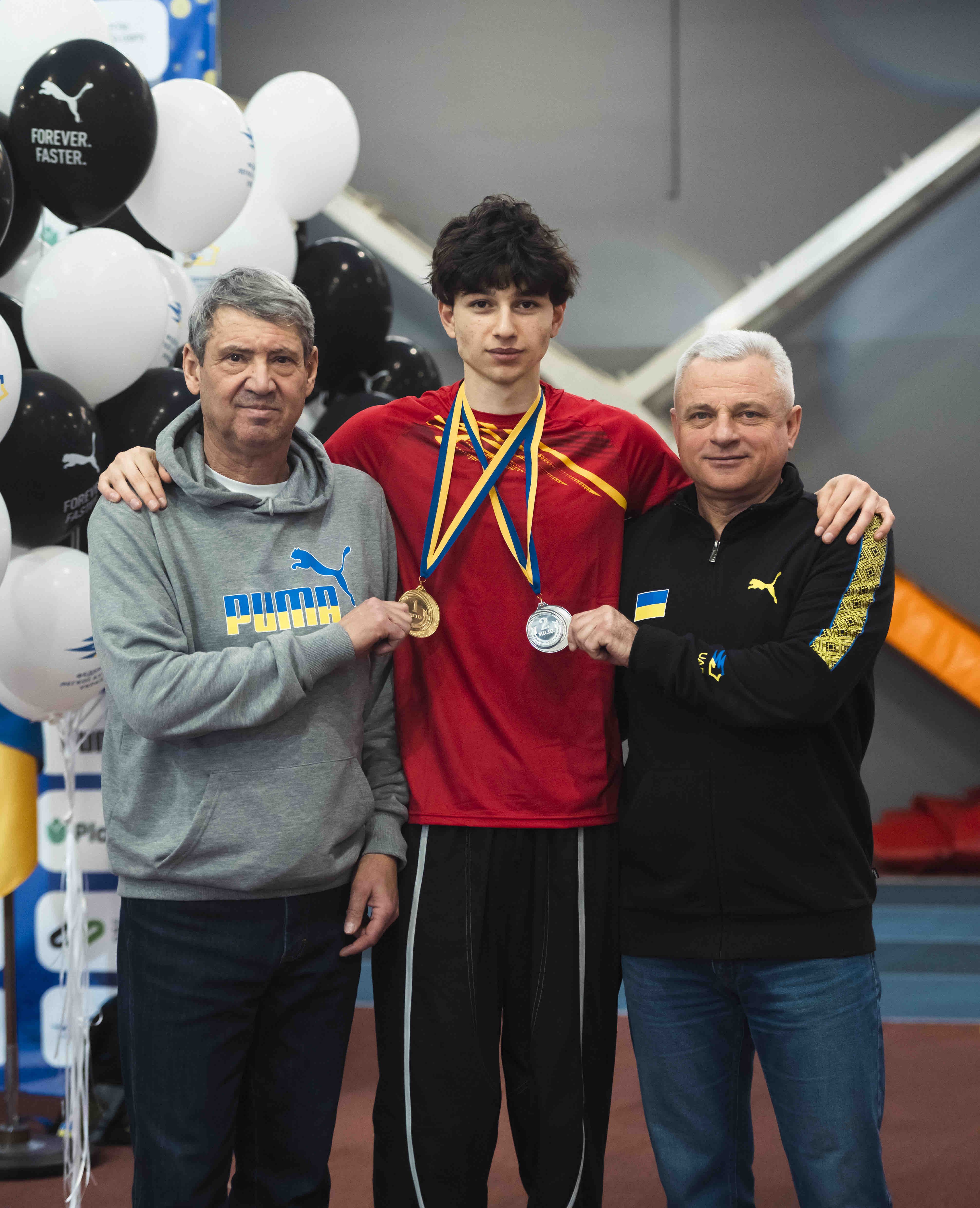 Студент ФФКС Давид Кулаковський  став золотим призером Чемпіонату  України з легкої атлетики серед юніорів