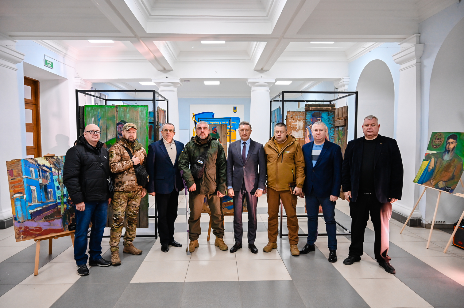 Штрих-код на дверях часу