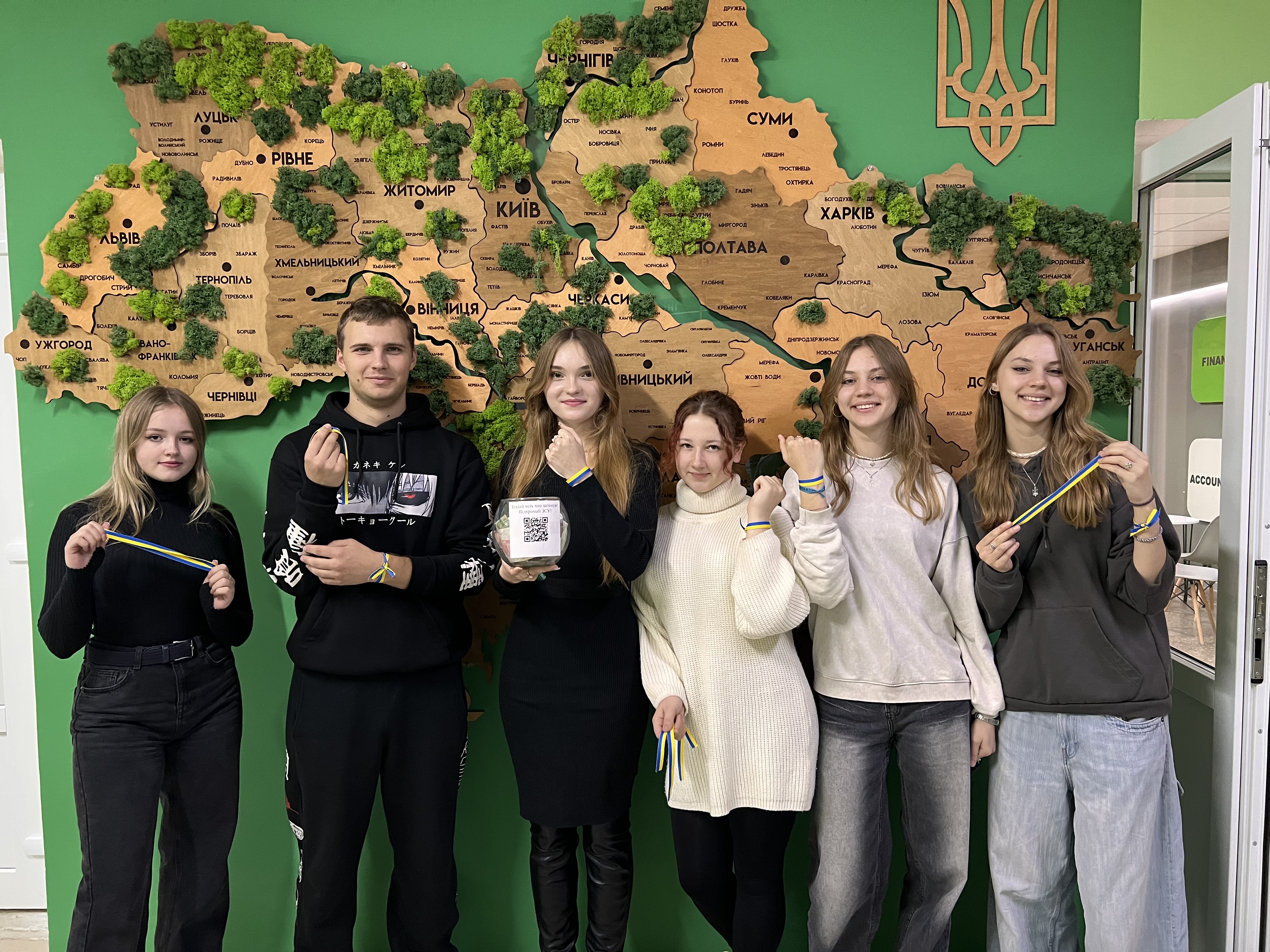 Євроклубівці  Полтавської політехніки провели благодійну акцію, присвячену Дню Гідності та Свободи