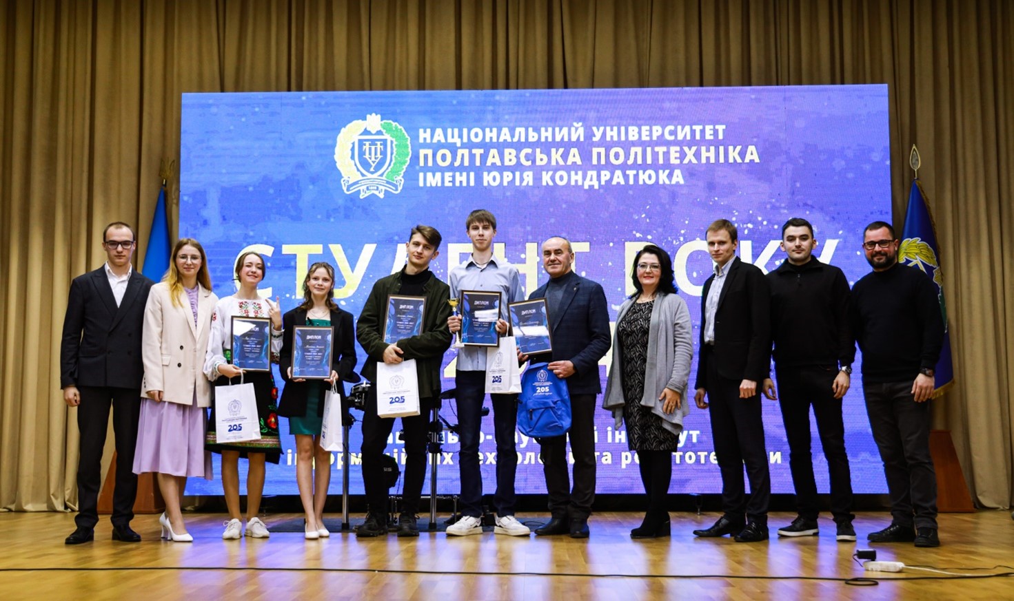Студенти ННІ ІТР взяли участь у відбірковому етапі університетського конкурсу «Студент року 2024»