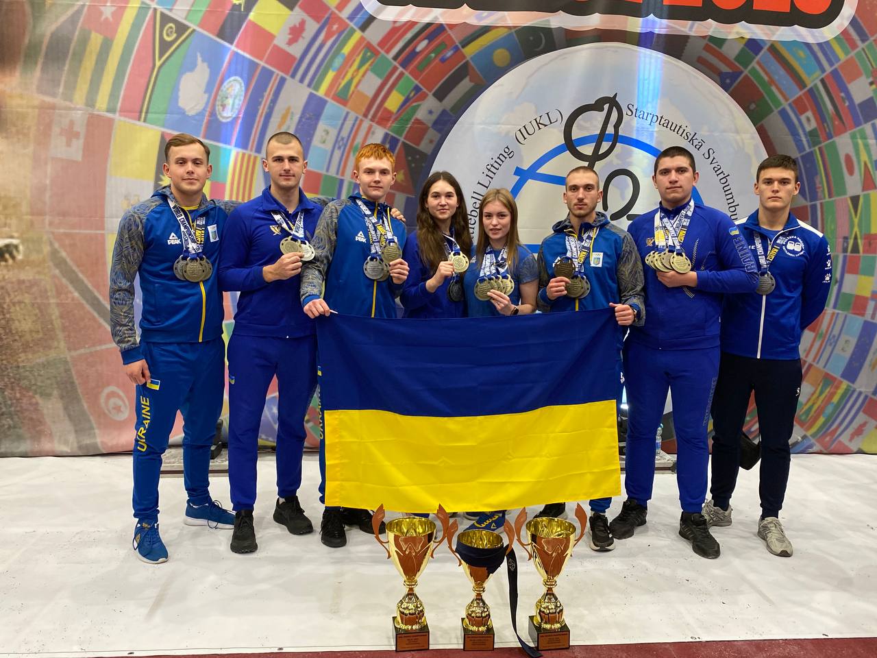 Тріумф на світовій арені: збірна Полтавської політехніки стала чемпіоном світу з гирьового спорту! 