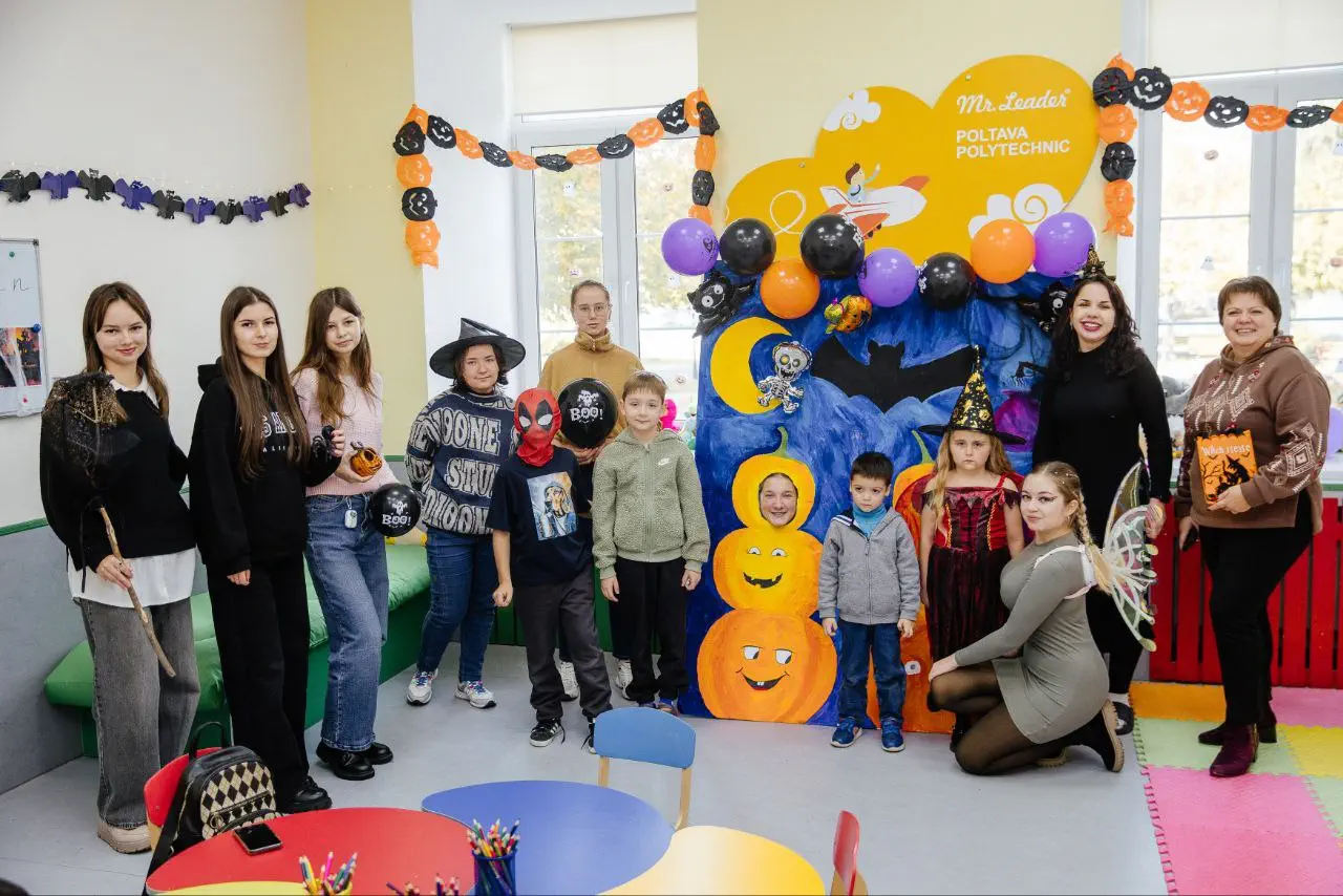 Казкові костюми, яскраві емоції та море сміху: дошкільний освітній простір «Mr.Leader» від...