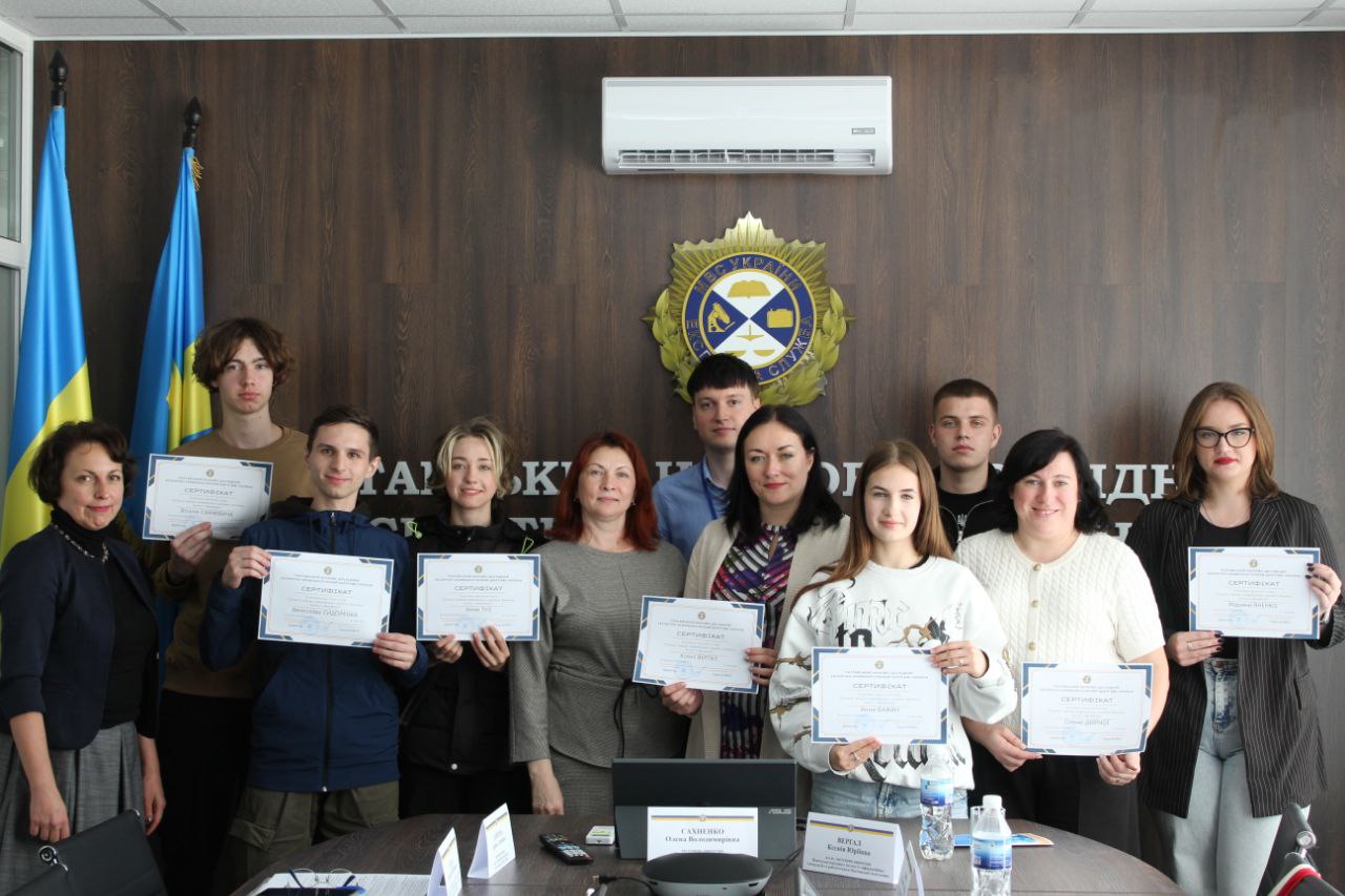 Кібербезпека та цифрові виклики: команда Полтавської політехніки взяла участь у круглому столі з експертами МВС