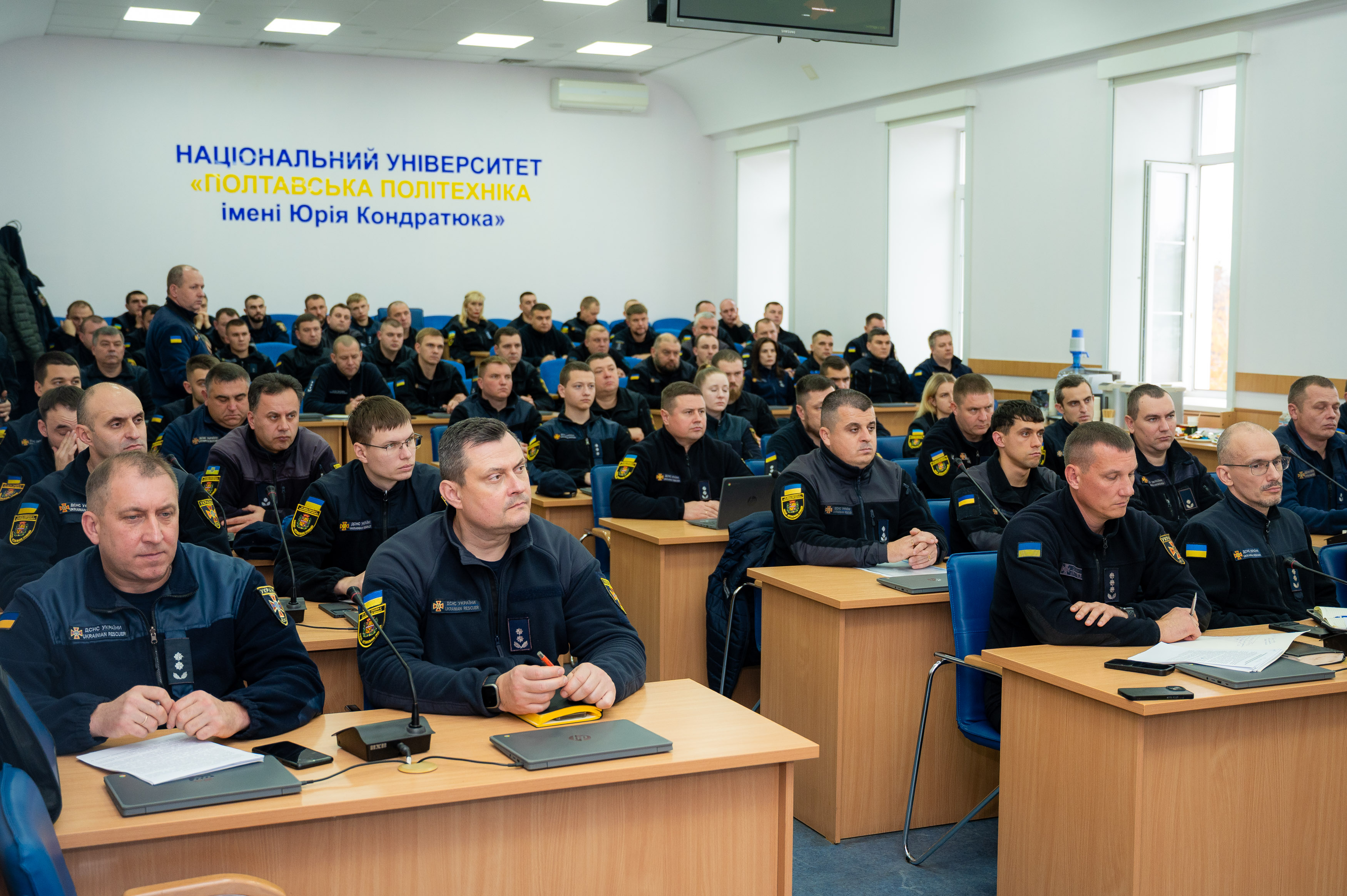 У Полтавській політехніці рятувальники ДСНС обговорили сучасні підходи до цивільного захис...
