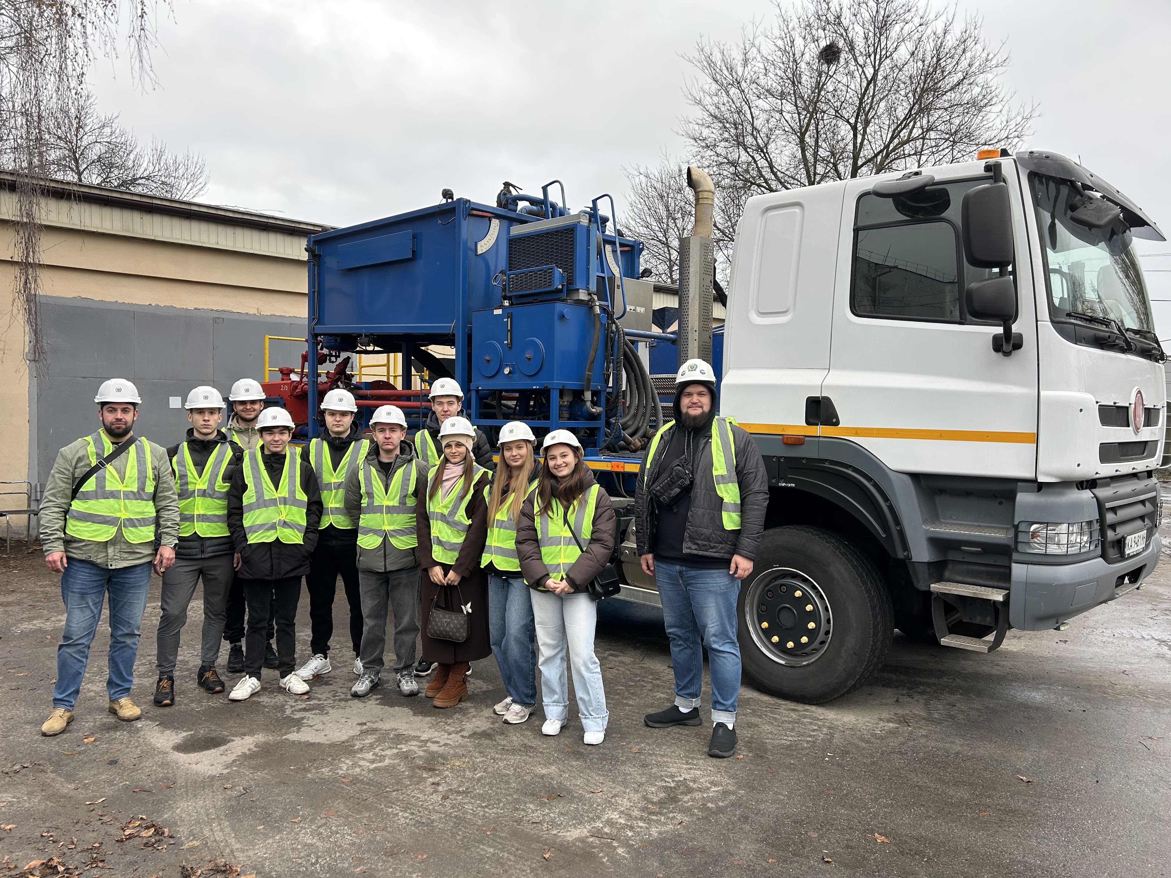 Студенти-нафтогазовики Полтавської політехніки занурилися у виробничі процеси на базі комп...