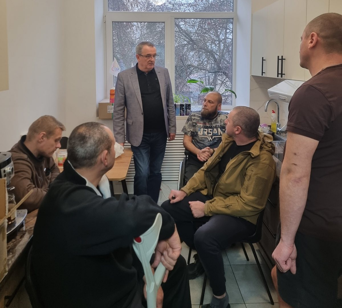 Центр ветеранського розвитку Полтавської політехніки привітав ветеранів напередодні Дня Збройних сил України