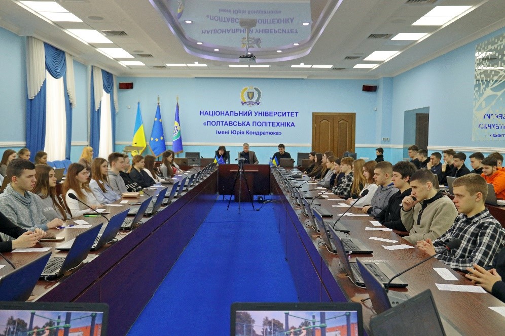 Полтавська політехніка допомагає розвиватися школярам Полтави в різноманітних галузях