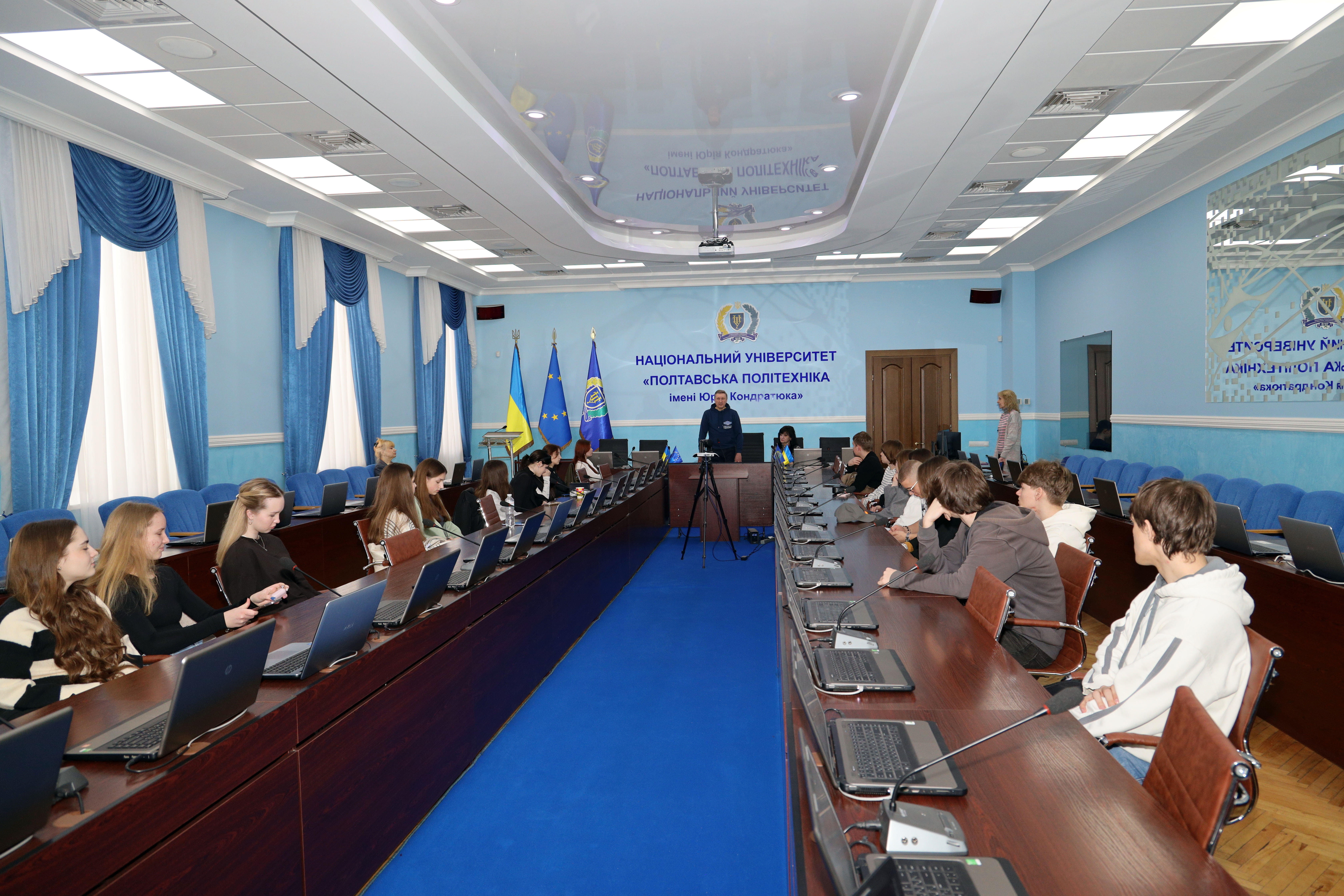 Школярі Полтави пройшли наукову практику в Полтавській політехніці