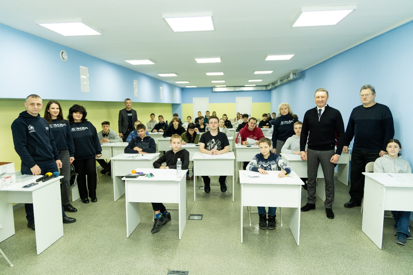 МАЙБУТНЯ НАУКОВА ЕЛІТА УКРАЇНИ РОБИТЬ ПЕРШІ КРОКИ НА ШЛЯХУ СВОГО СТАНОВЛЕННЯ РАЗОМ З ПОЛТА...