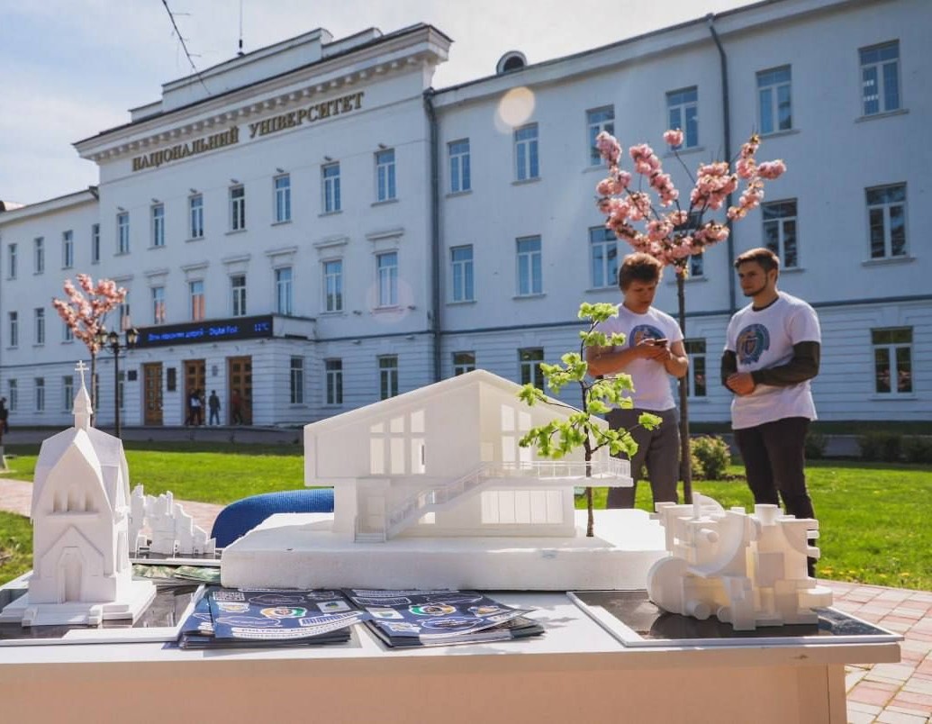 ВІД 3D-МОДЕЛІ ДО «РОЗУМНОГО» МІСТА: у Полтавській політехніці готують інженерів майбутнього