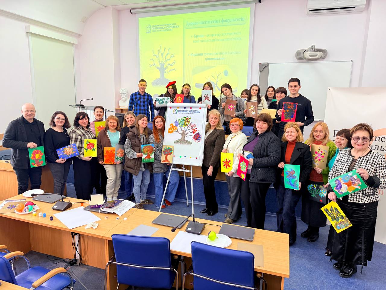 Кольоровий діалог: мистецтво співпраці університету