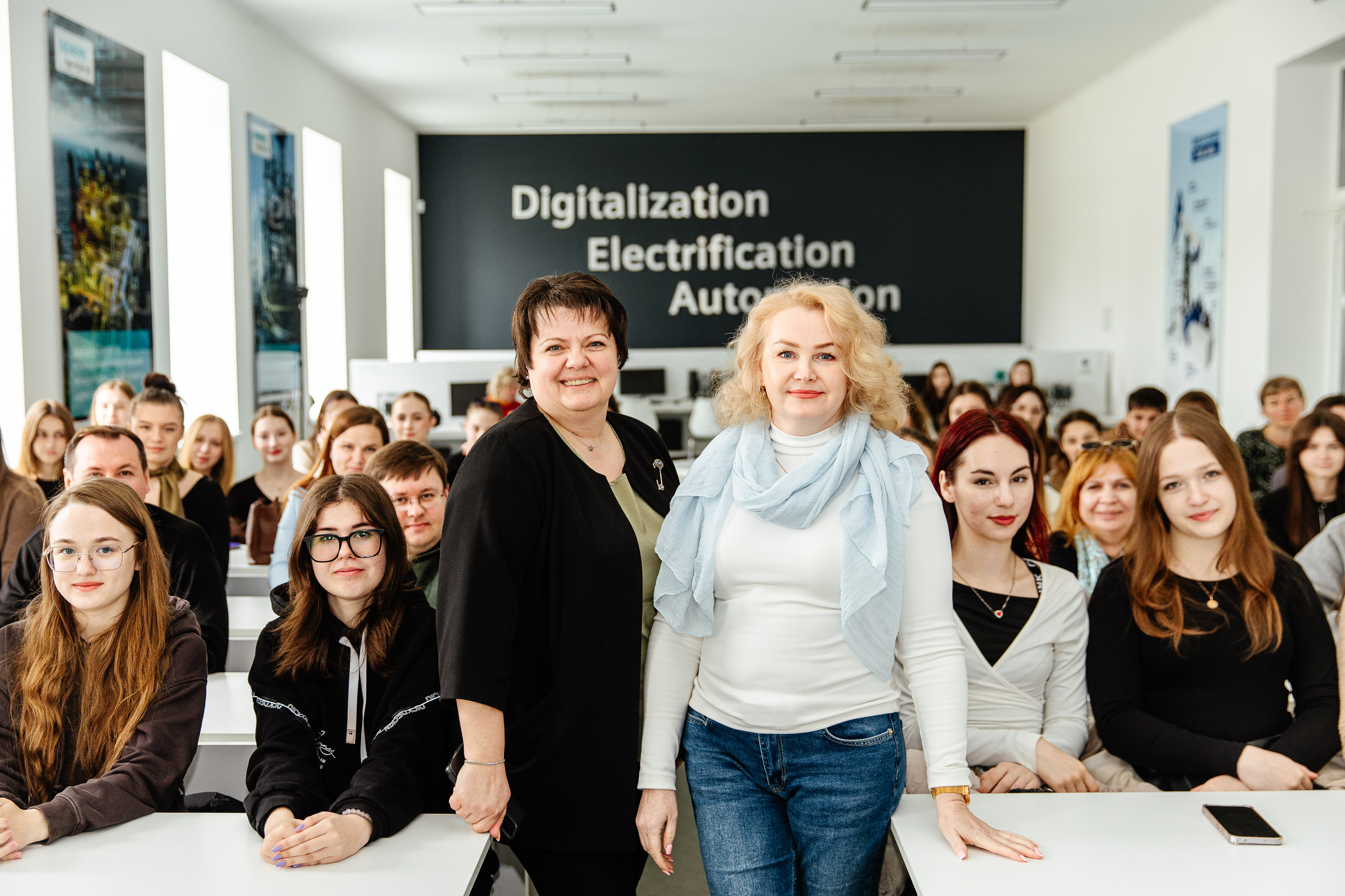 Полтавська політехніка відкриває нові горизонти: отримай міжнародний сертифікат Pearson, вивчаючи англійську мову з нами!