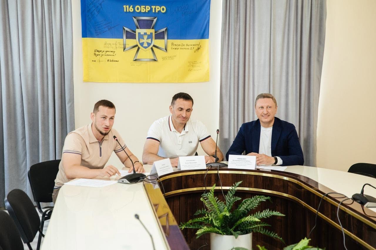 ПІДСУМКИ СТУДЕНТСЬКИХ ЛІГ: БРИФІНГ ЩОДО ЗАВЕРШЕННЯ ЕТАПІВ ПРОЄКТУ «ПЛІЧ-О-ПЛІЧ»