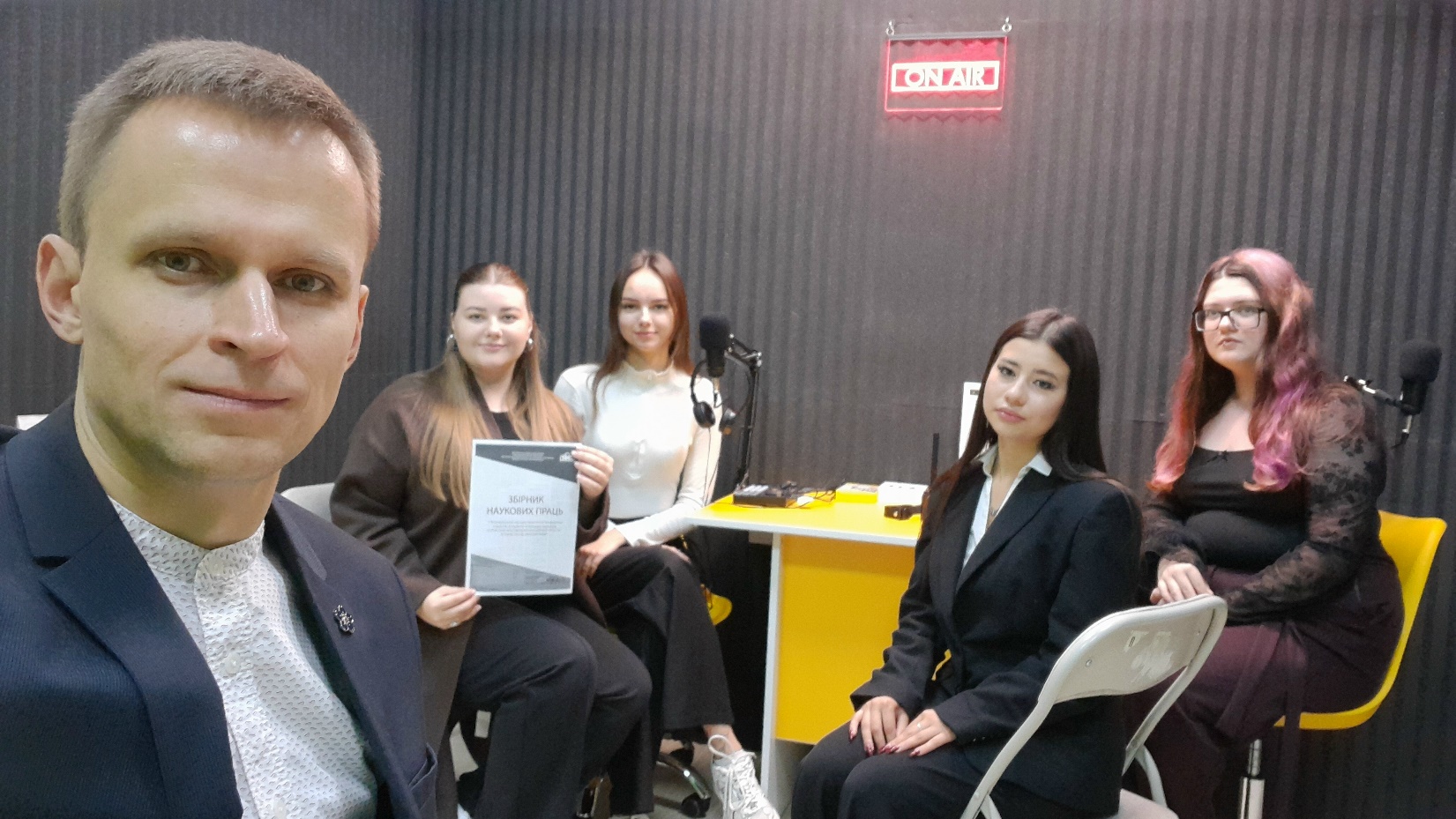 Навчання через дослідження: майбутні журналісти успішно опановують наукову методологію